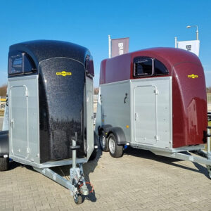 Humbaur Xanthos Aero 2400 Trailer com estofados e portas laterais